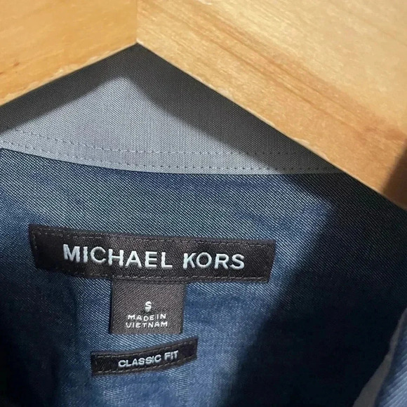 Micheal Kors casual men’s button down long sleeve shirt - Picture 3 of 4